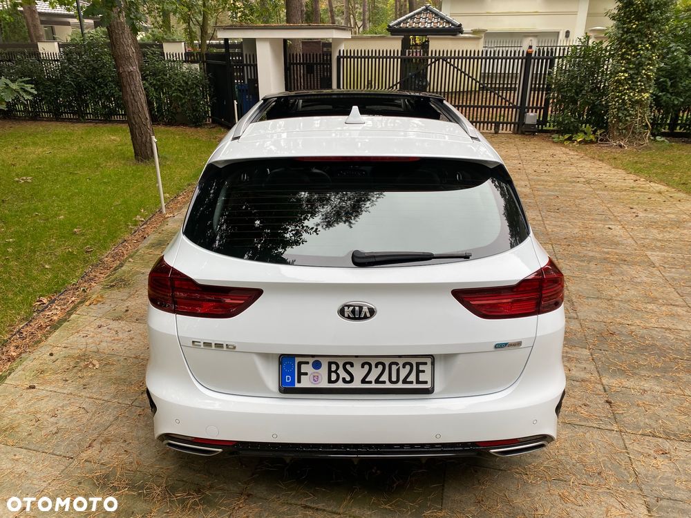 Kia Ceed 1.6 GDI PHEV Business Line DCT - 11