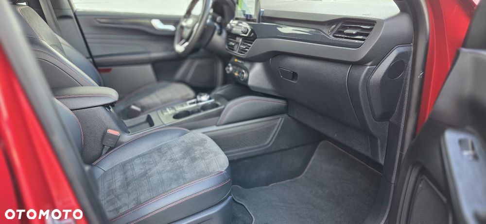 Ford Kuga - 21