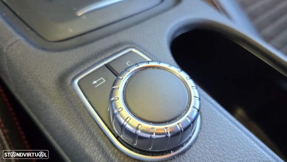 Mercedes-Benz CLA 200 CDI 7G-DCT AMG Line - 28