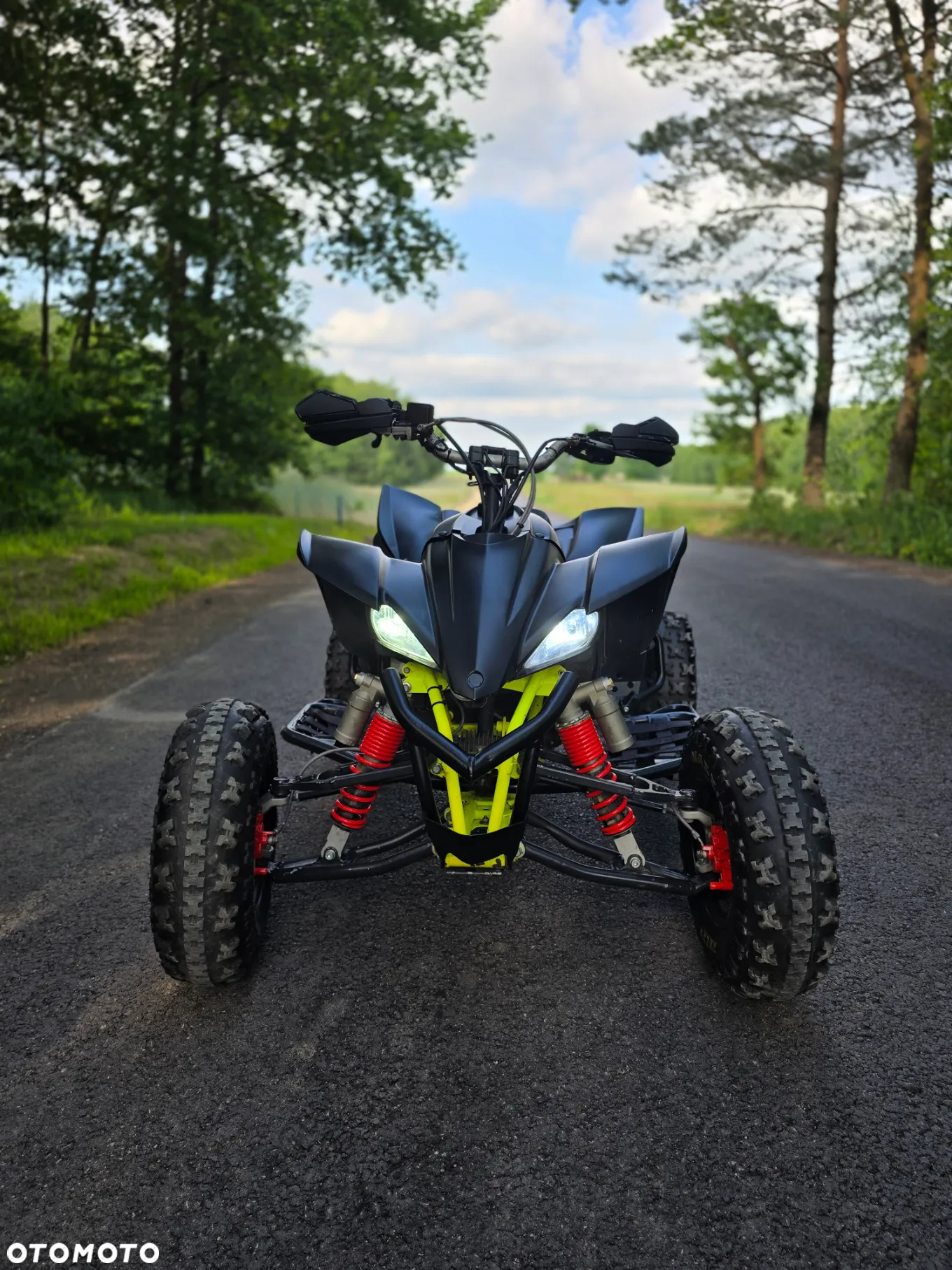 Yamaha YFZ - 9