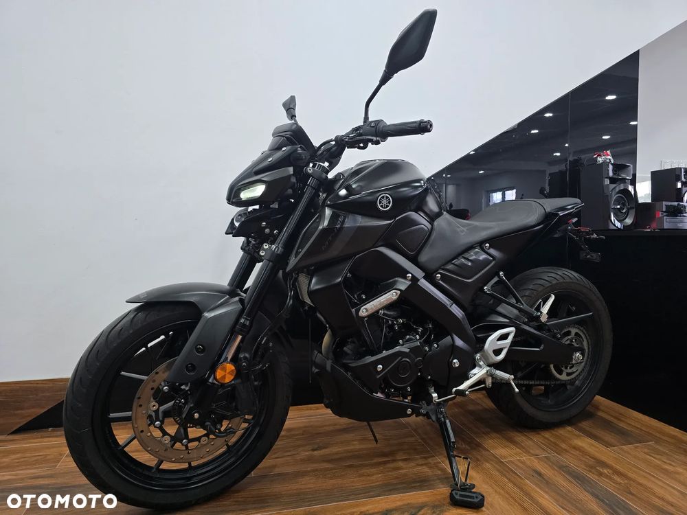 Yamaha MT - 16