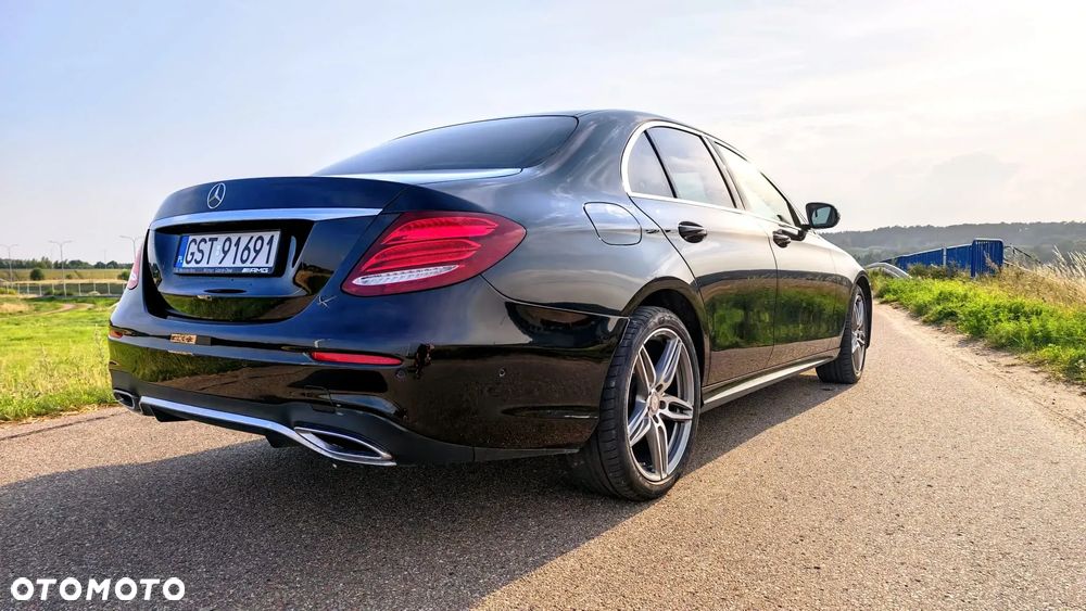 Mercedes-Benz Klasa E 220 d 9G-TRONIC - 4