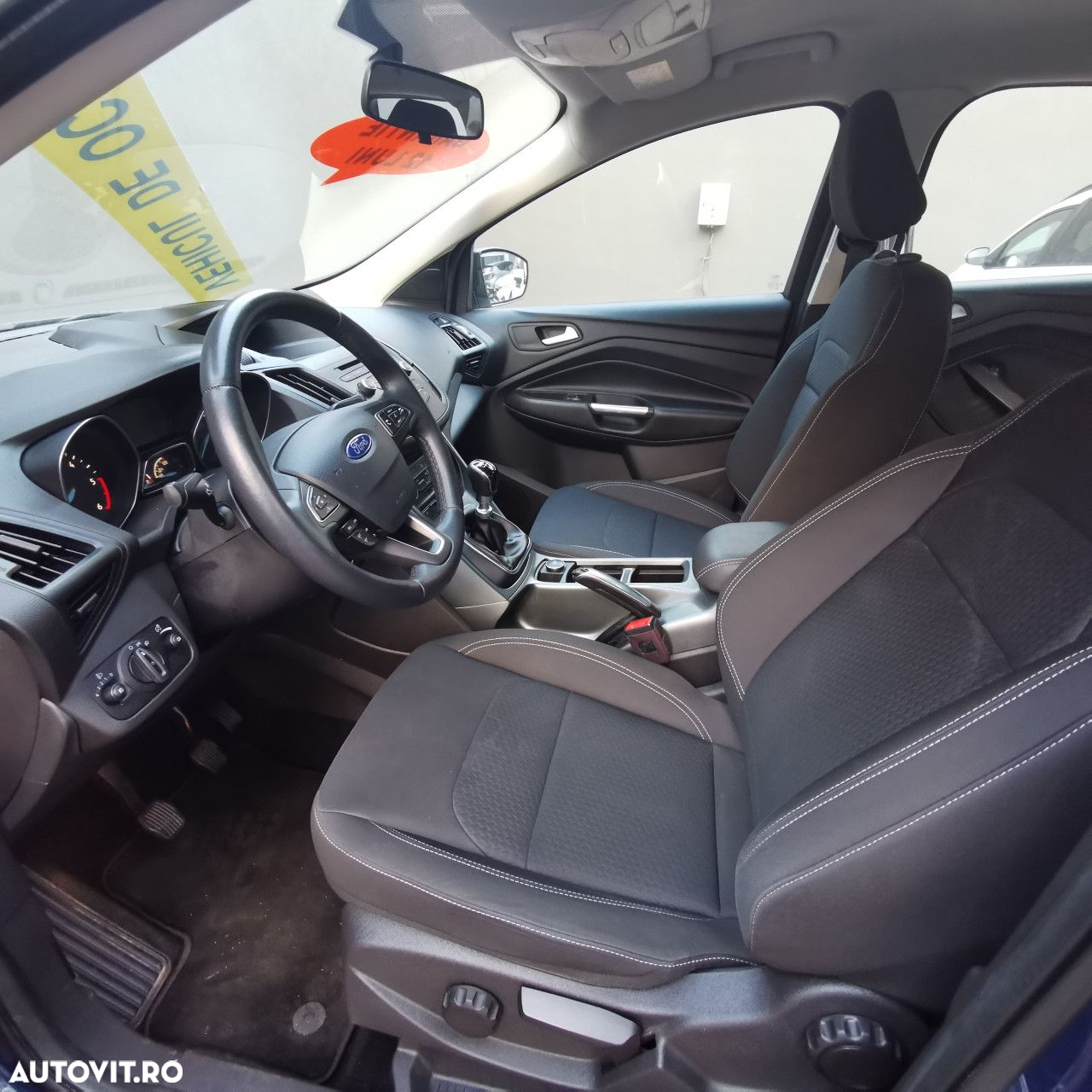 Ford Kuga - 8