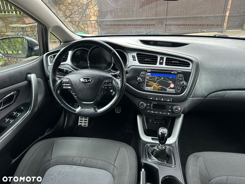 Kia Ceed 1.4 CVVT Vision - 20