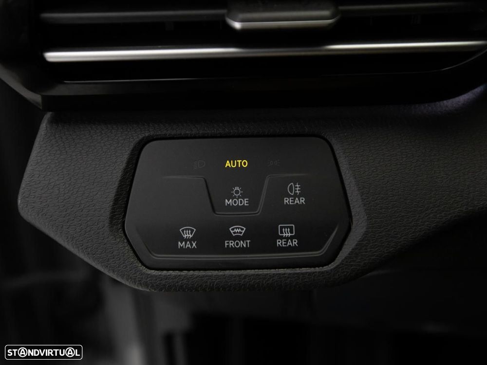VW ID.5 52 kWh Pure Urban - 16