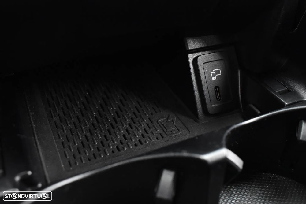 Mercedes-Benz GLC 300 e Coupe 4Matic 9G-TRONIC AMG Line - 44