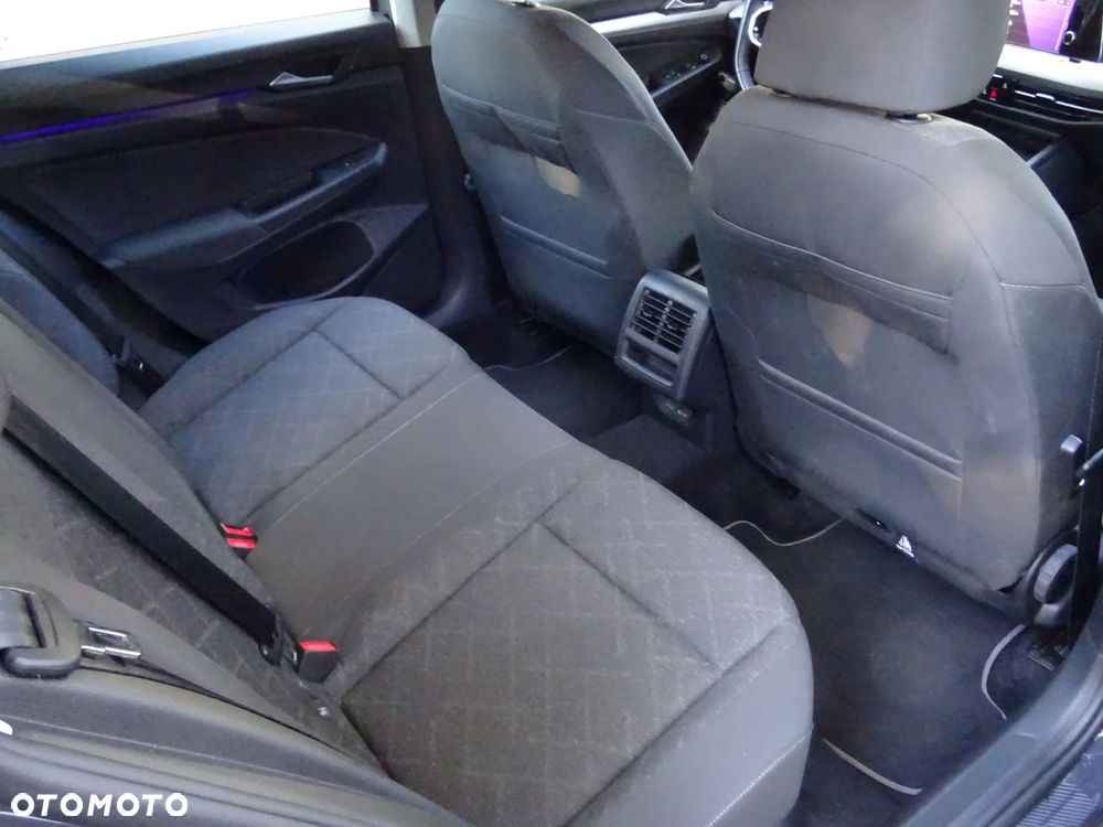 Volkswagen Golf VIII 2.0 TDI Life - 15