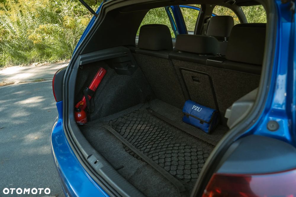 Volkswagen Golf - 11