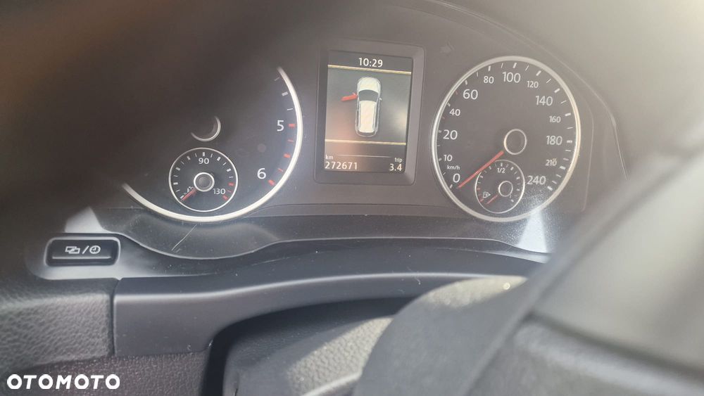 Volkswagen Tiguan - 14