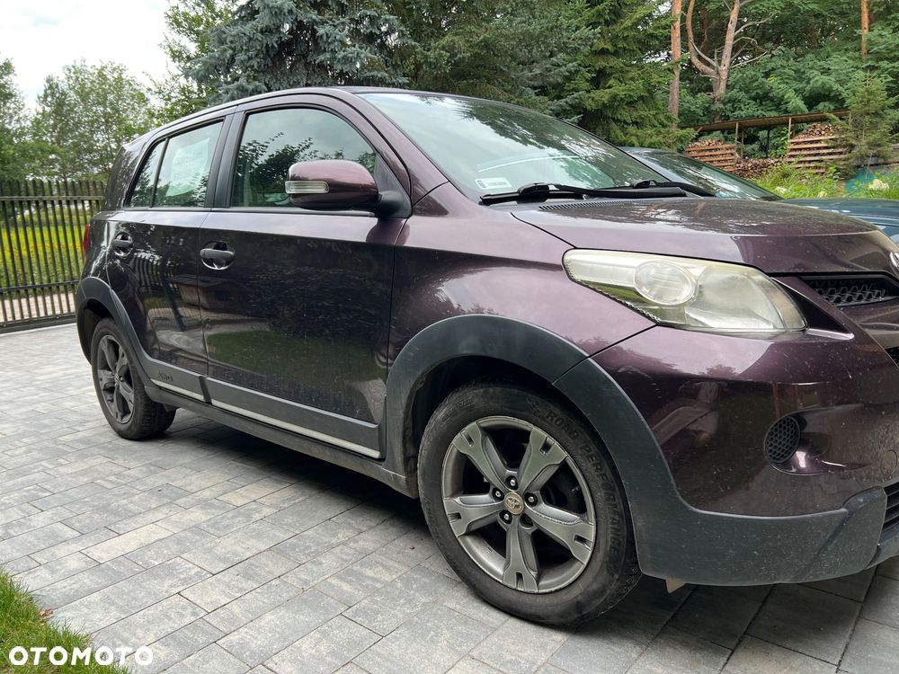 Toyota Urban Cruiser 1.4 D-4D Sol 4x4 - 1