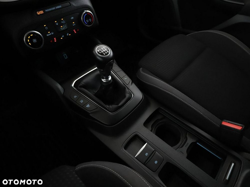 Ford Focus 1.5 EcoBlue Start-Stopp-System COOL&CONNECT - 30