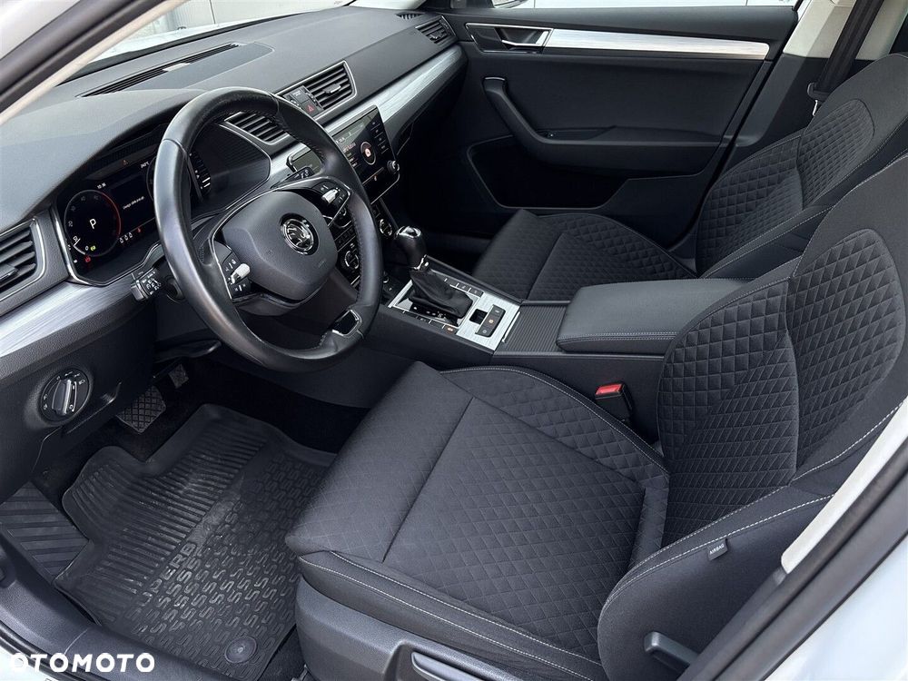 Skoda Superb 2.0 TDI SCR Ambition DSG - 10