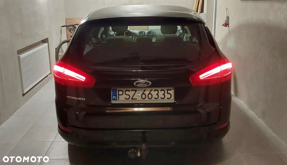 Ford Mondeo - 9