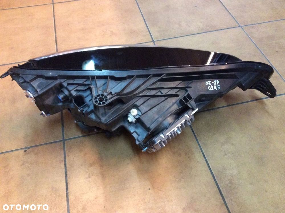 REFLEKTOR LAMPA LE VOLVO S60/V60 Z MODUŁEM FULL - 2
