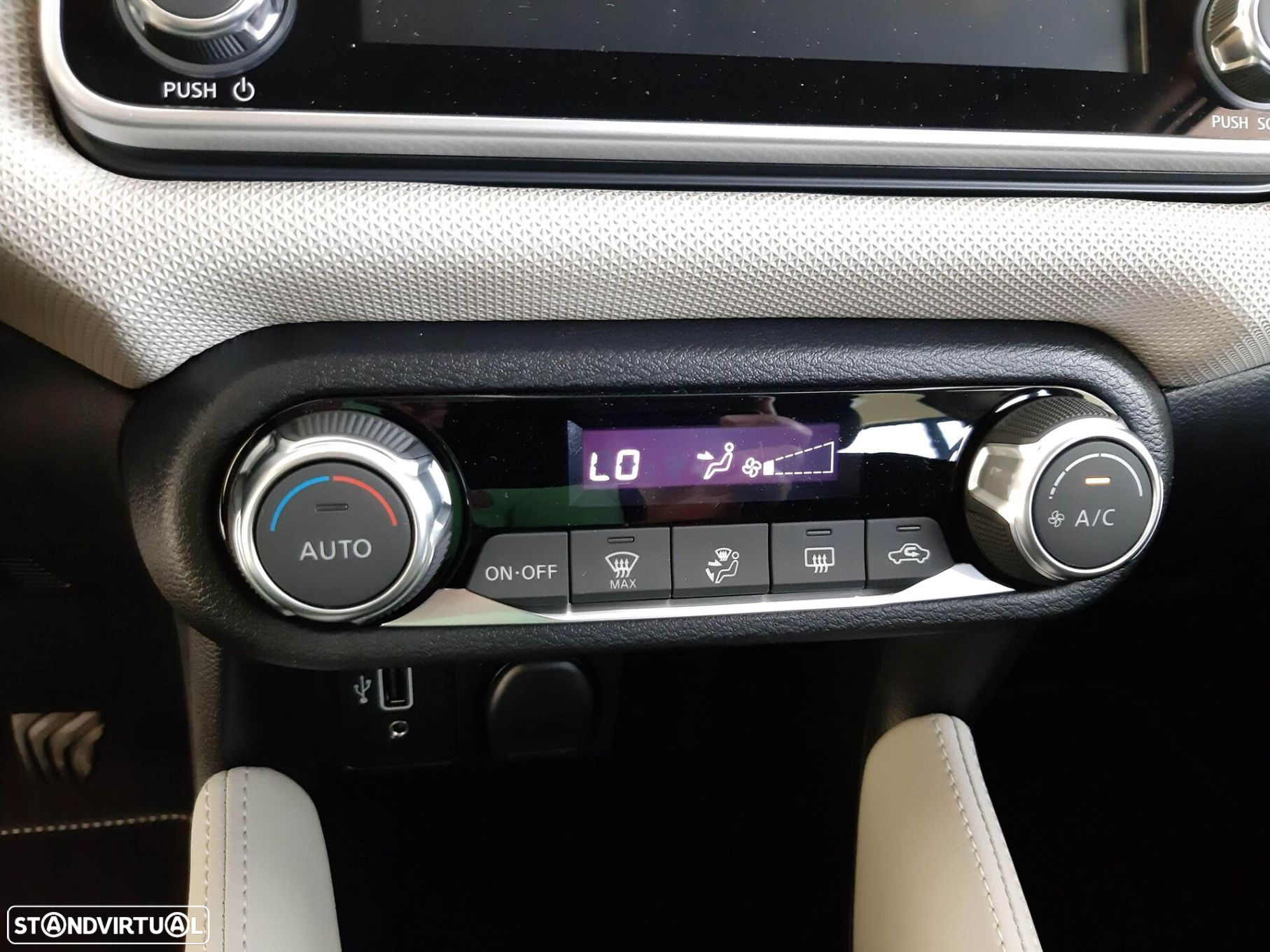 Nissan Micra 1.0 IG-T Acenta - 17