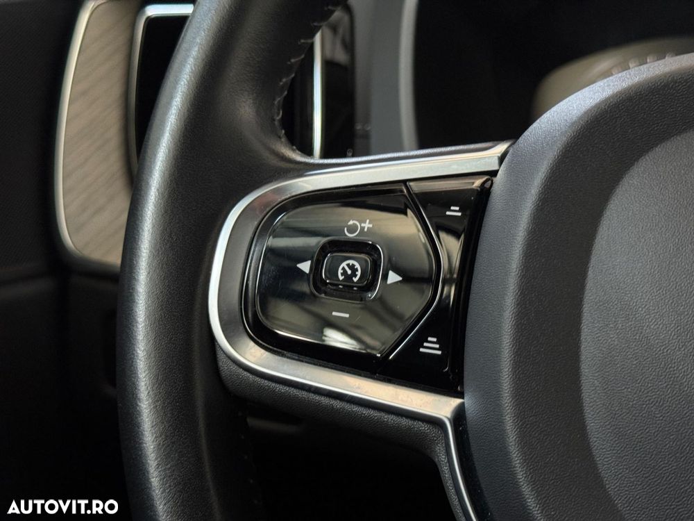 Volvo XC 60 - 12