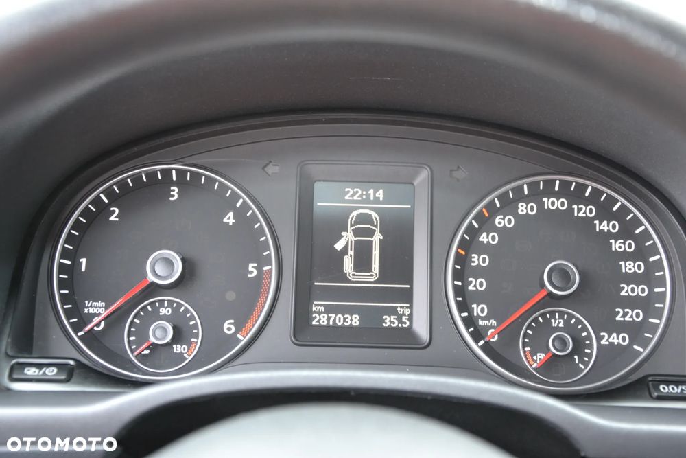 Volkswagen Caddy Trendline BMT - 12