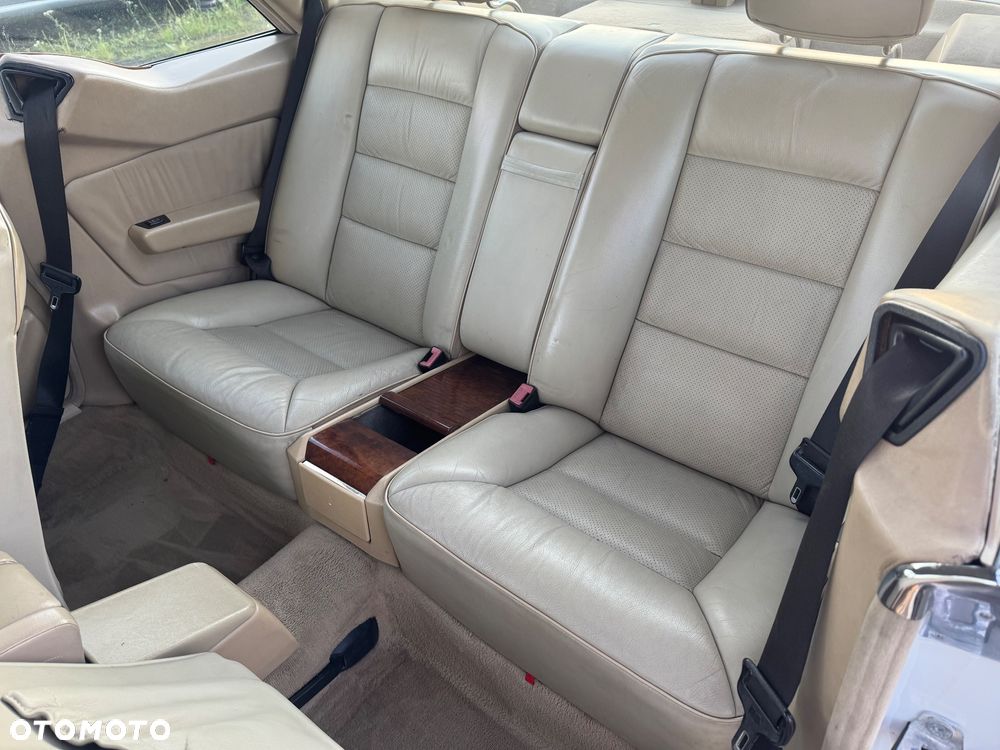 Mercedes-Benz Klasa E 320 - 13