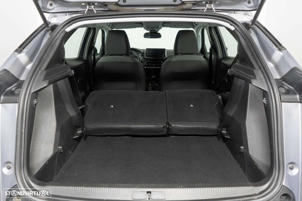 Peugeot 2008 1.2 PureTech Active Pack - 16
