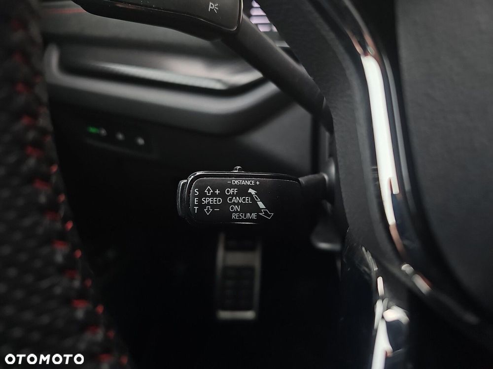 Skoda Octavia 2.0 TSI RS DSG - 26