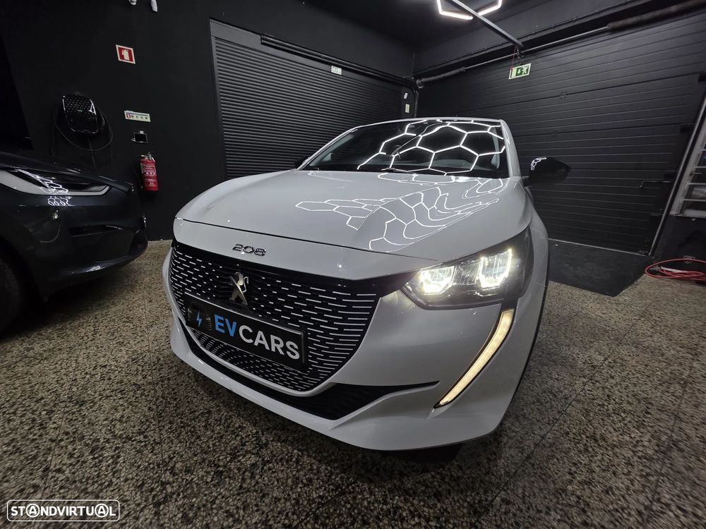 Peugeot e-208 50 kWh Style - 11