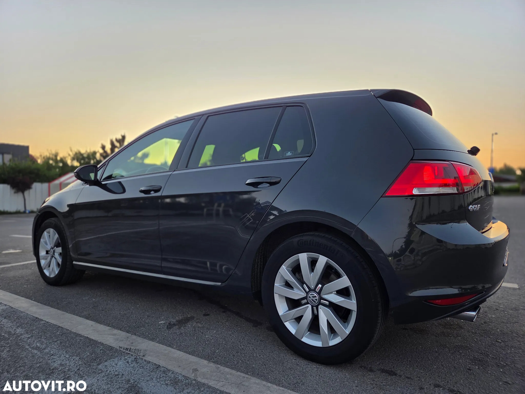 Volkswagen Golf 1.2 TSI BMT Comfortline - 10