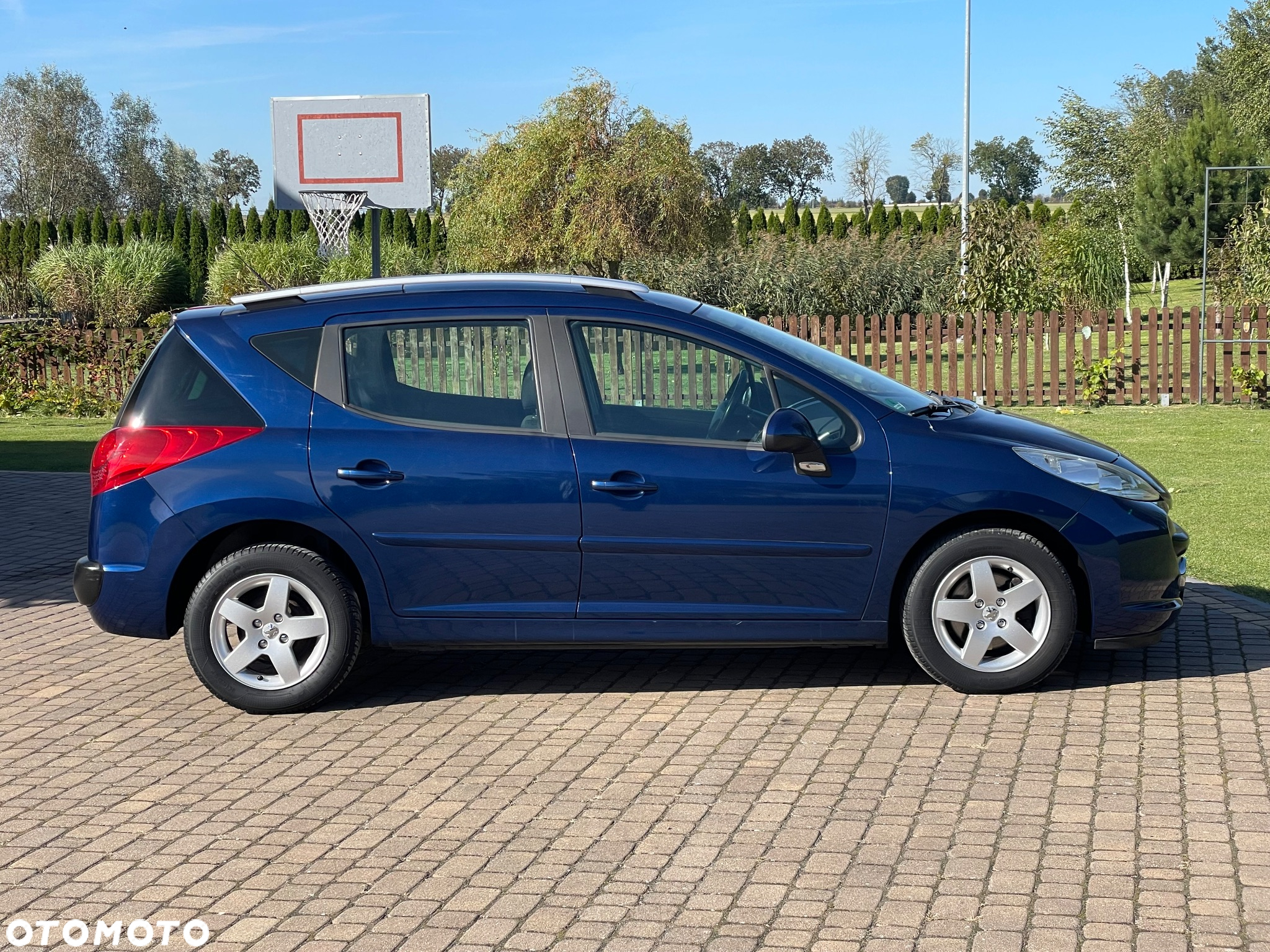 Peugeot 207 - 11