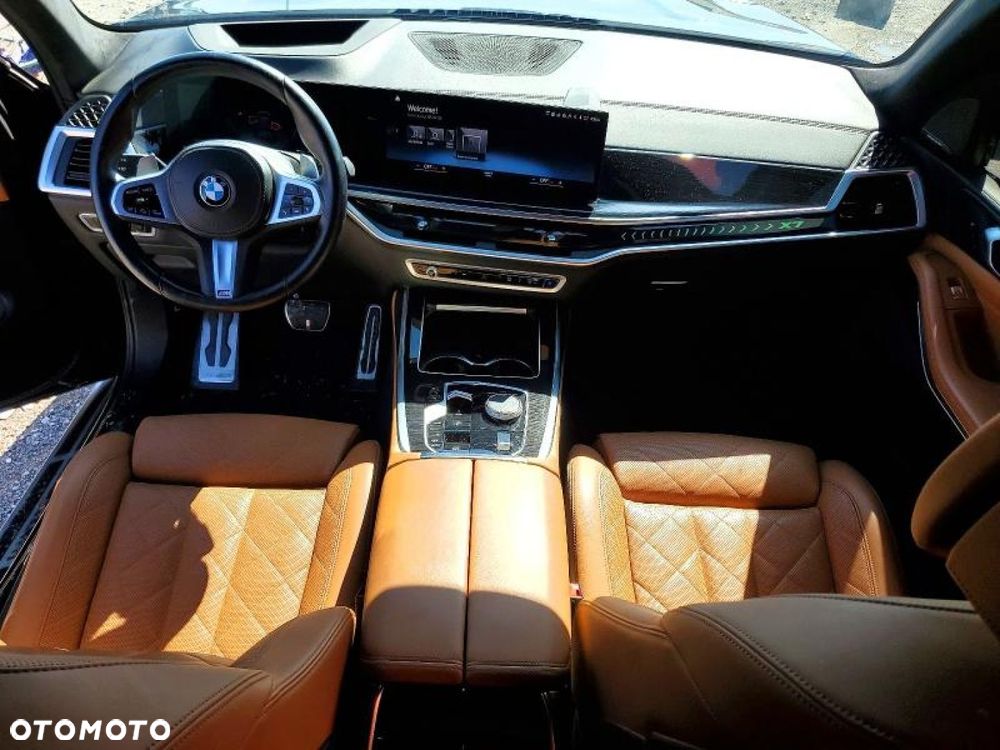 BMW X7 - 9