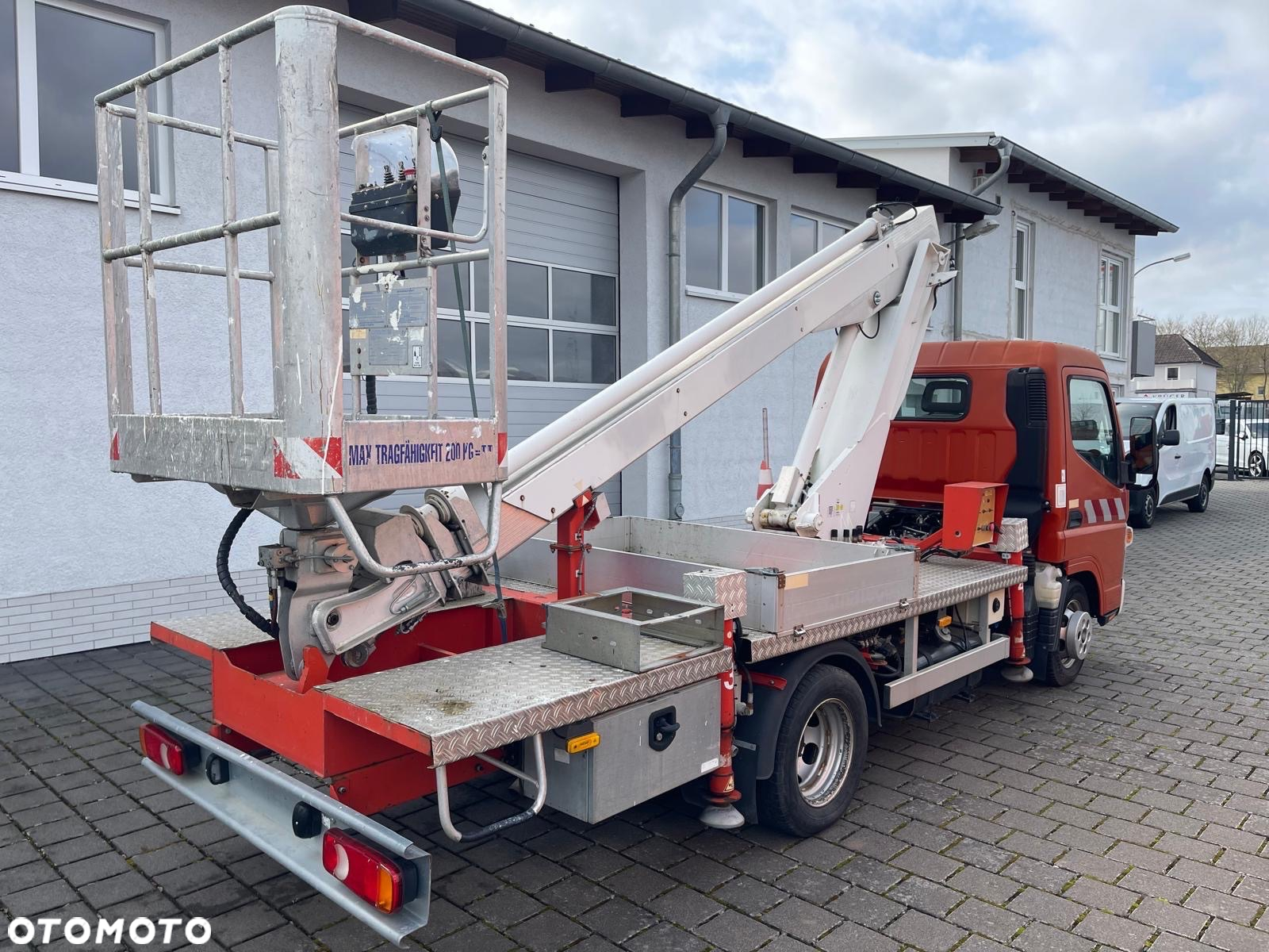 Mitsubishi Canter - 4