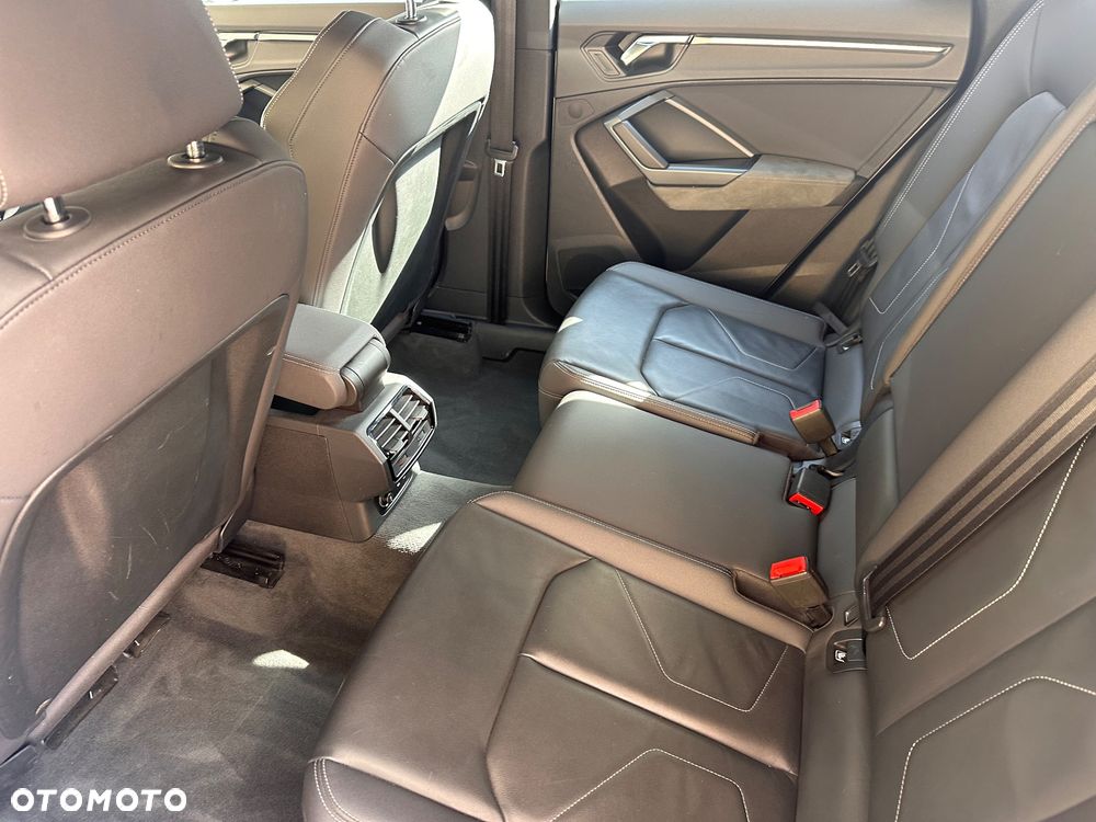 Audi Q3 Sportback 40 TDI Quattro S Line S tronic - 9