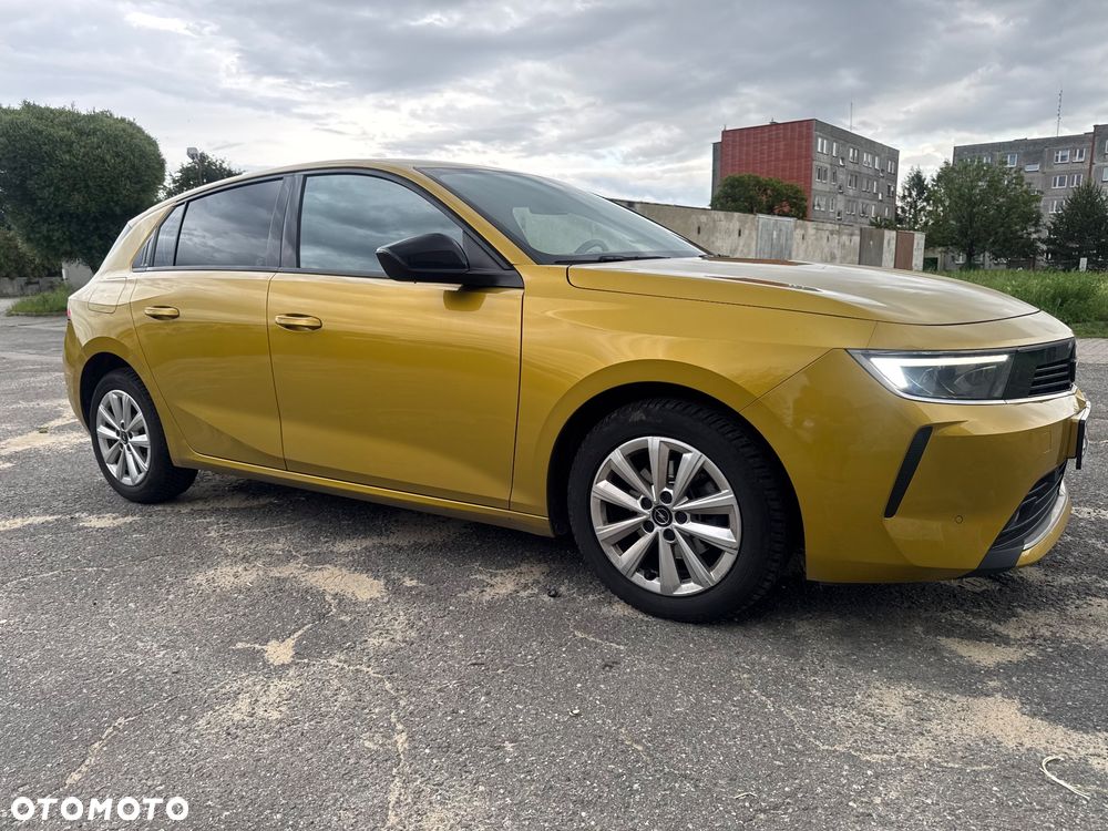 Opel Astra 1.2 T Edition S&S - 38