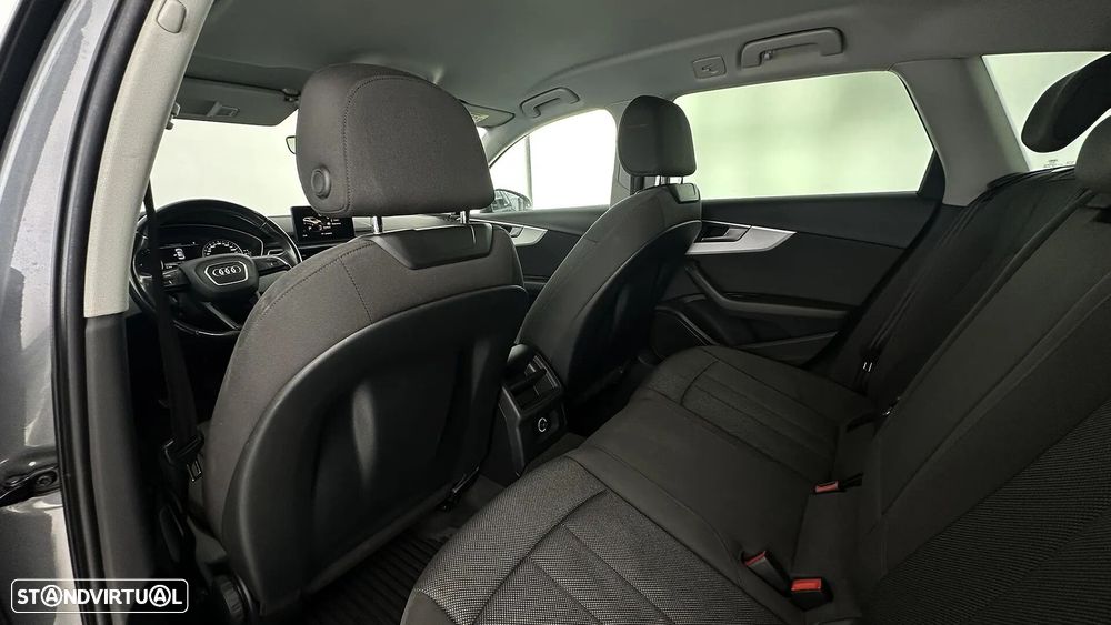 Audi A4 Avant 2.0 TDI Advance - 46