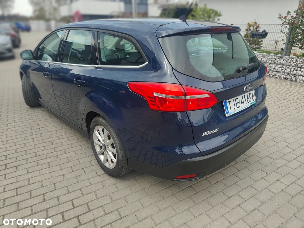 Ford Focus 1.5 EcoBoost SYNC Edition ASS - 3