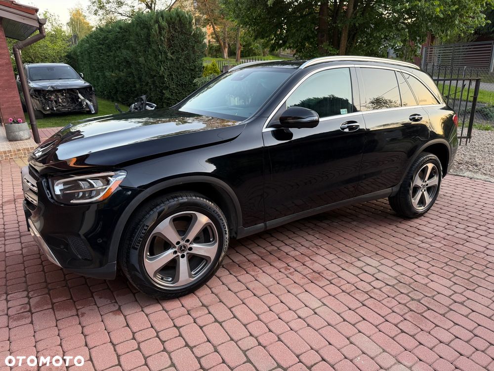 Mercedes-Benz GLC 300 4Matic 9G-TRONIC - 2