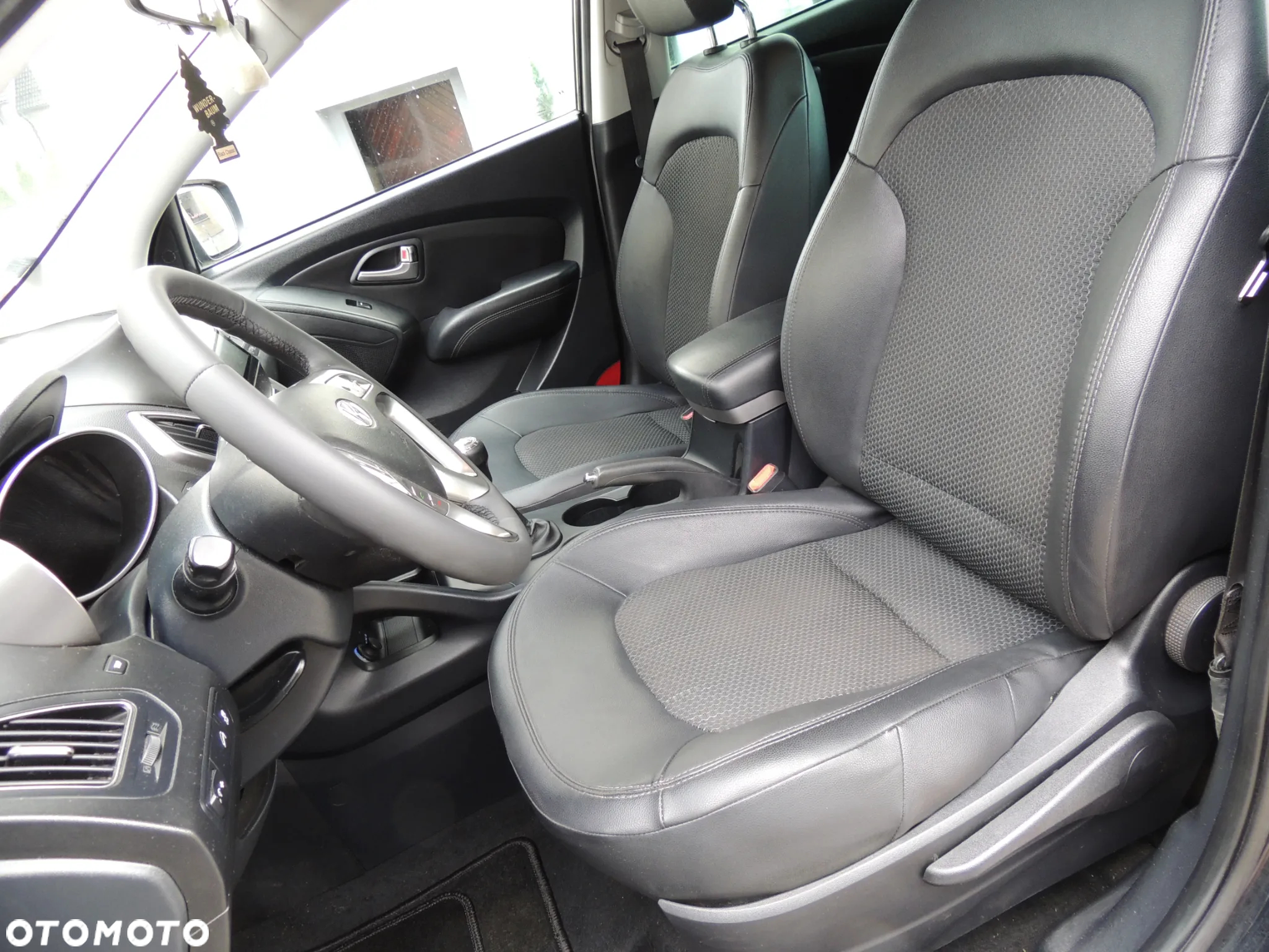 Hyundai ix35 2.0 2WD Comfort - 14