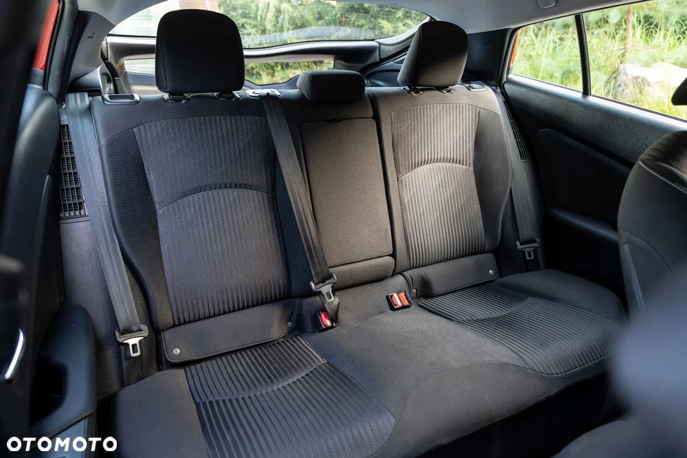 Toyota Prius Hybrid - 39