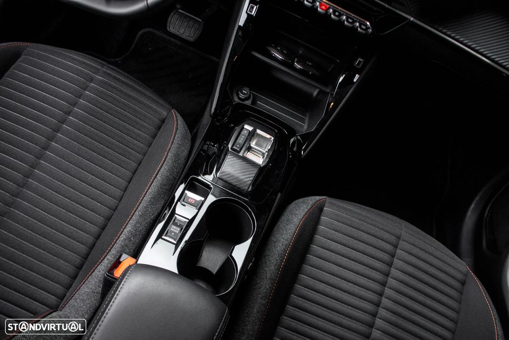 Peugeot e-208 Active Pack - 36