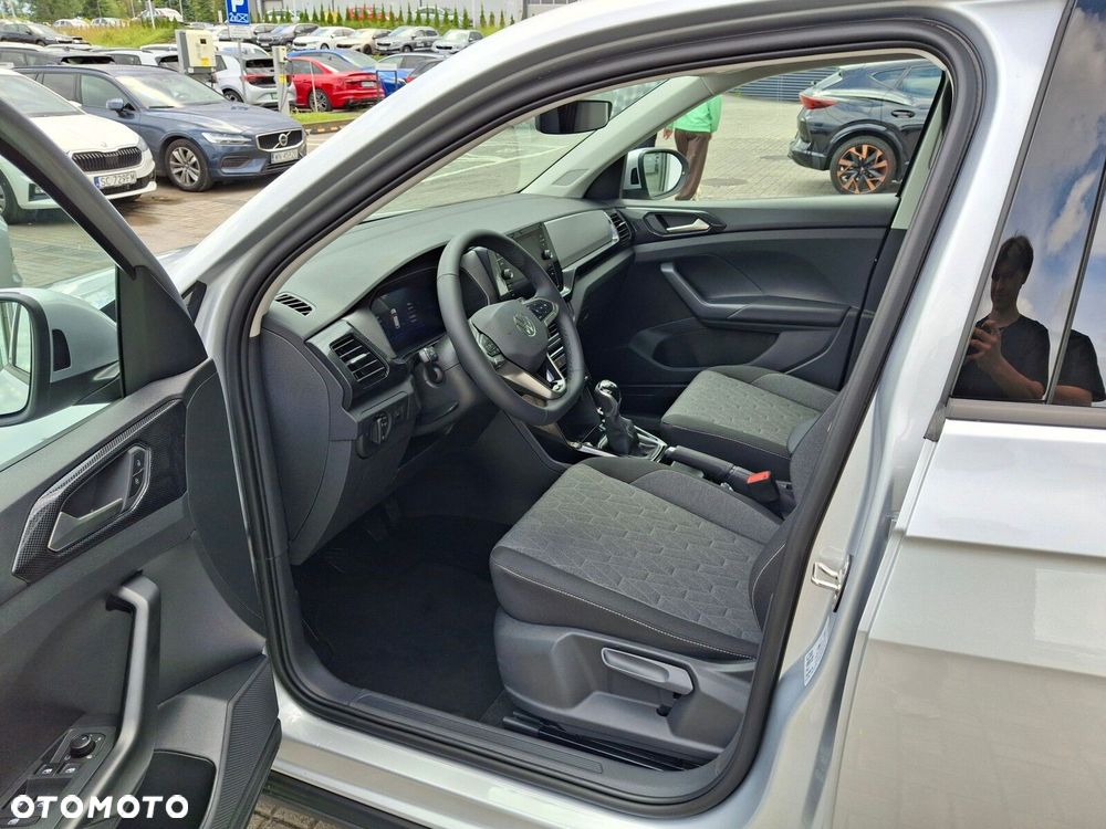 Volkswagen T-Cross - 14