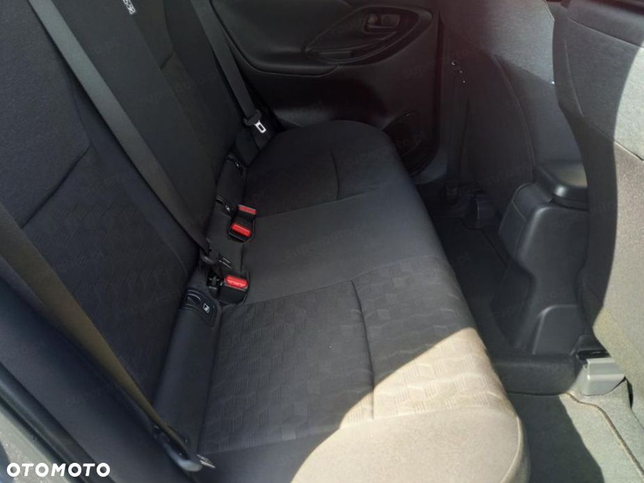 Toyota Yaris - 19