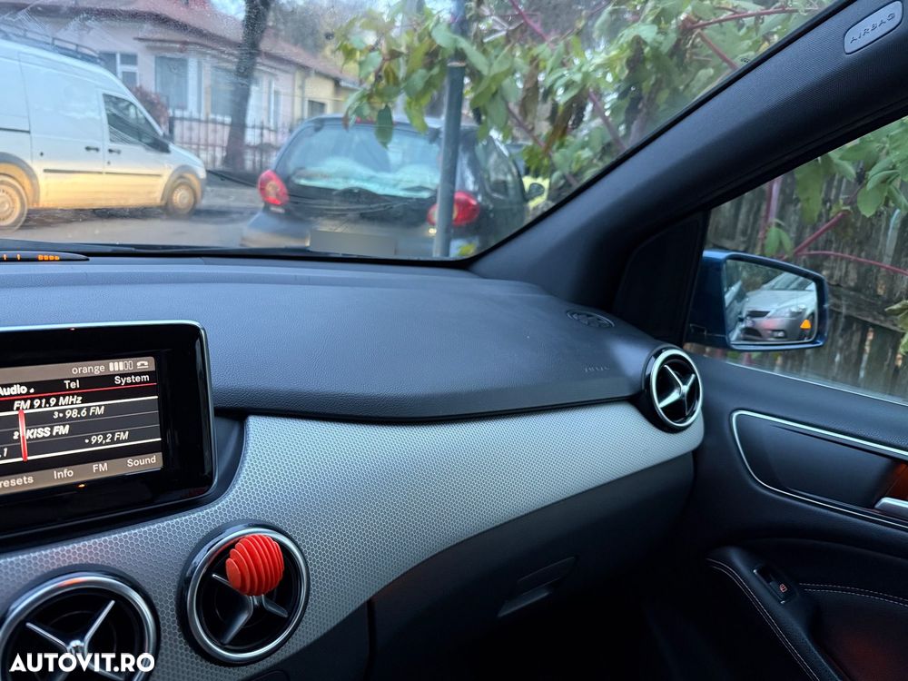 Mercedes-Benz B 200 CDI BlueEfficiency 7G-DCT - 7