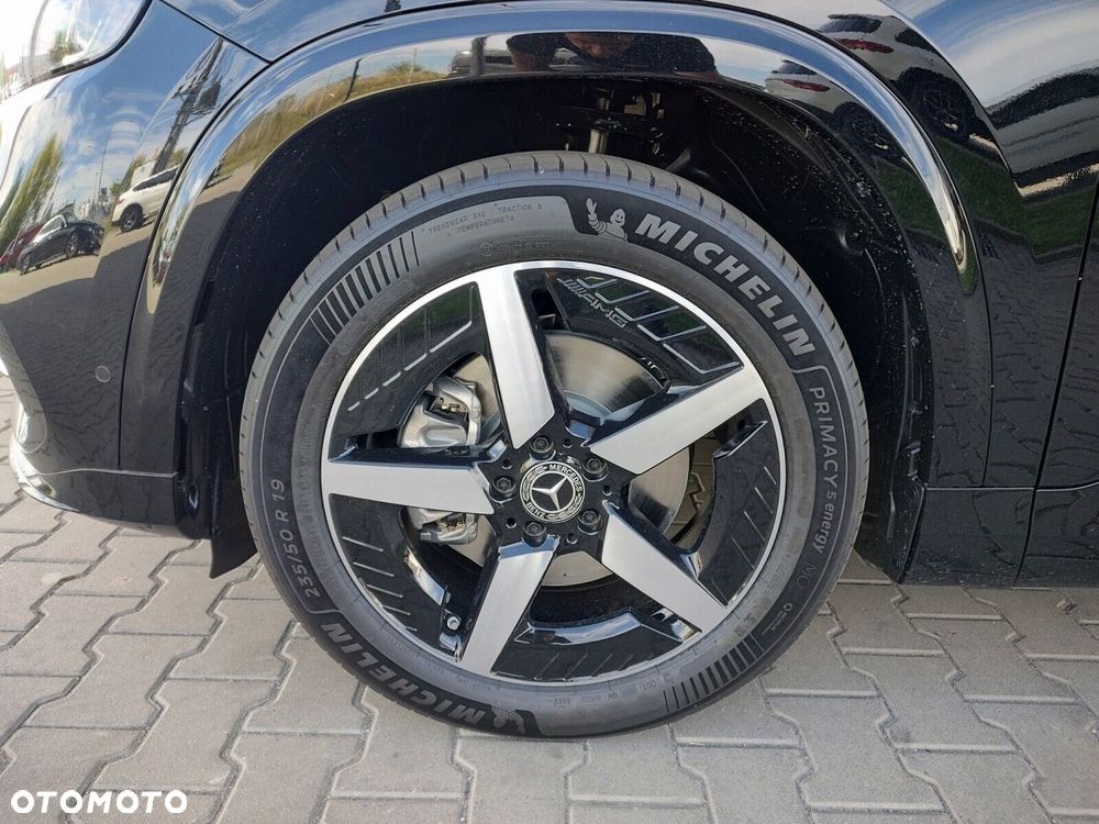 Mercedes-Benz GLB - 17