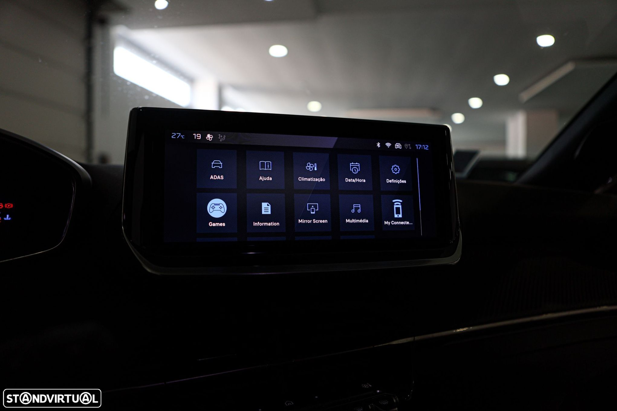 Peugeot 2008 1.2 PureTech Allure - 18