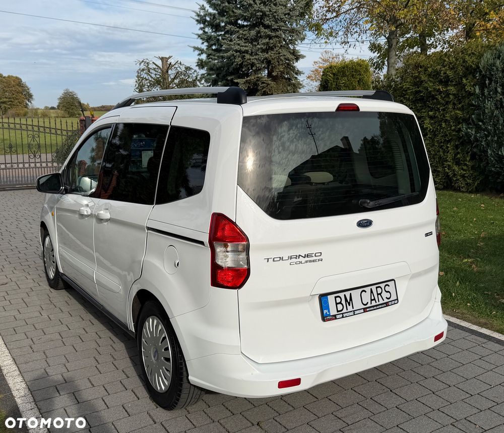 Ford Tourneo Courier 2015 photo 3