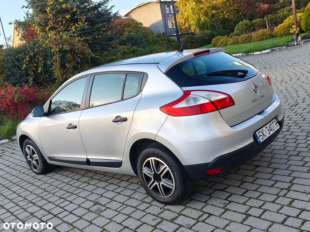 Renault Megane 1.5 dCi Authentique - 12