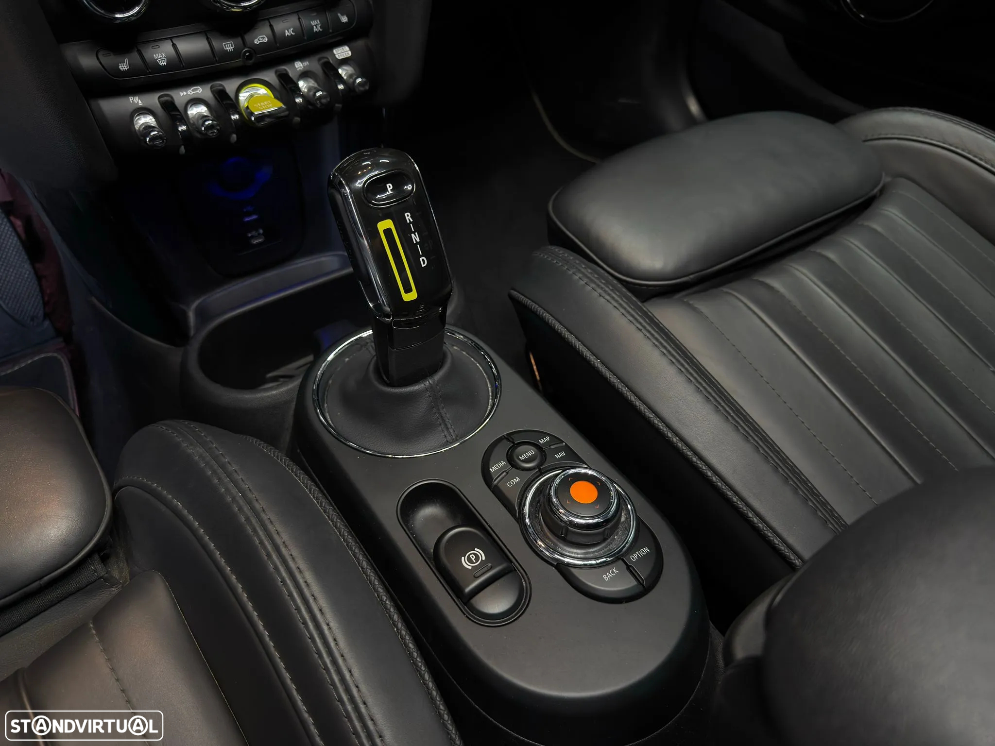 MINI 3 Portas Cooper SE Premium P. Yours - 19