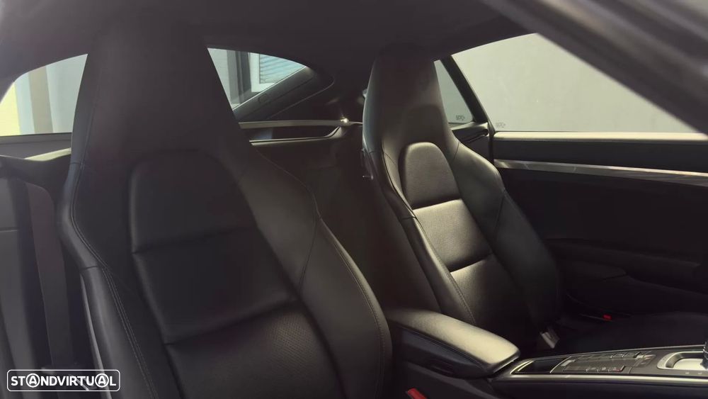 Porsche 718 Cayman 2.5 S PDK — fotografia 31