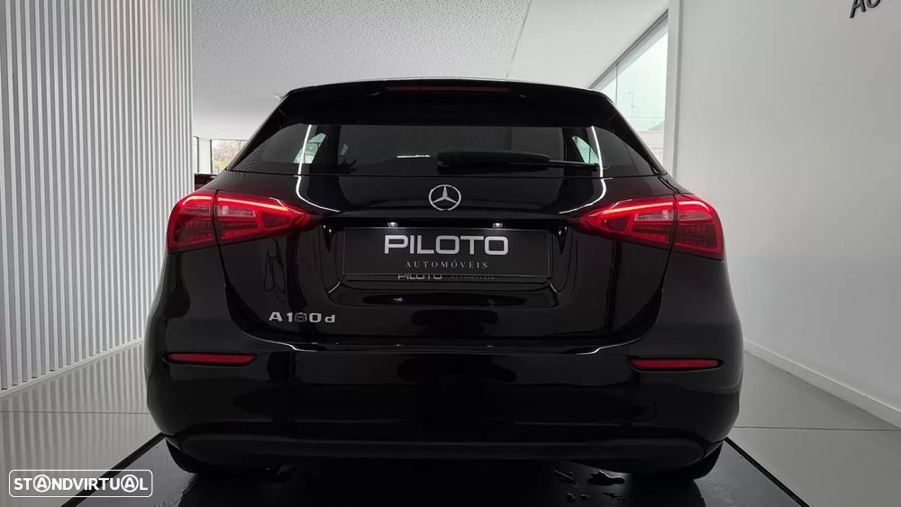 Mercedes-Benz A 180 d Progressive Aut. - 8