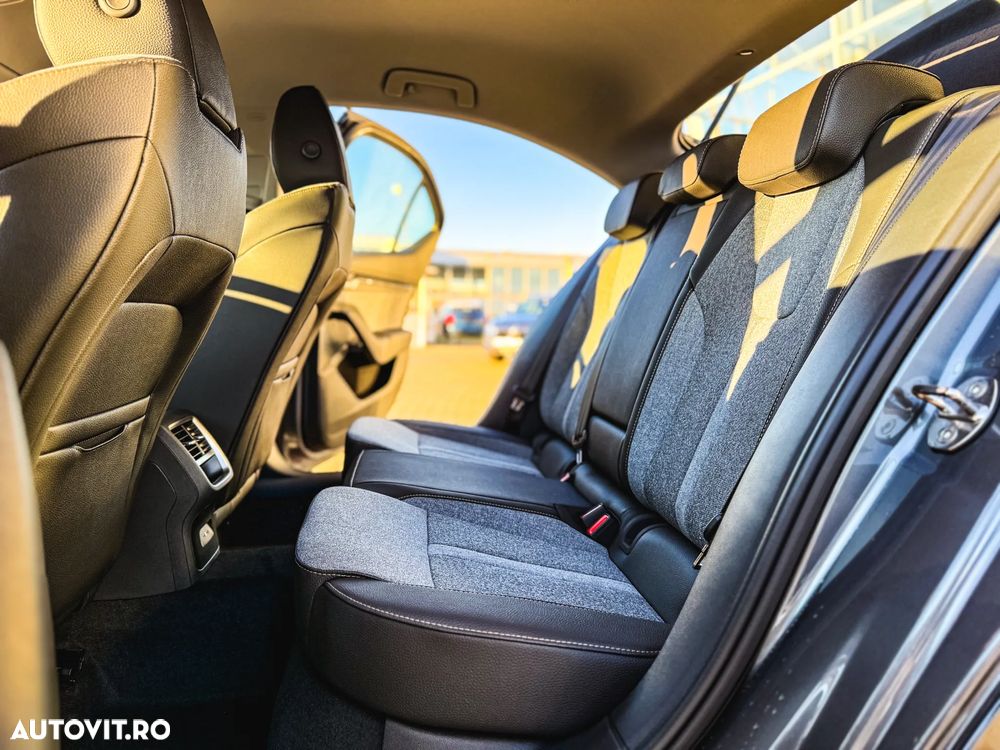 Skoda Octavia 2.0 TDI 150 CP DSG Selection - 12