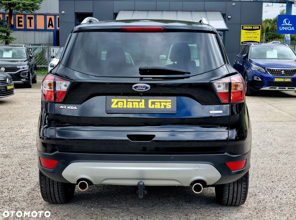 Ford Kuga 1.5 EcoBoost 2x4 Titanium - 6