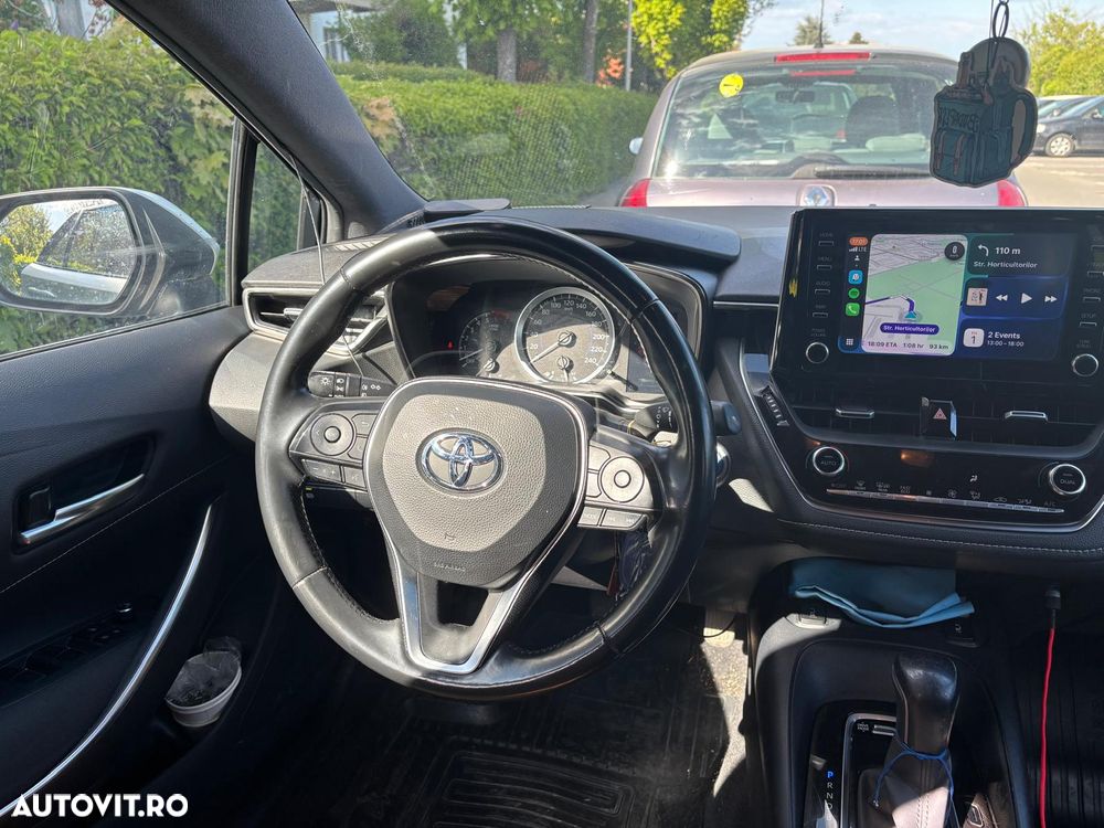 Toyota Corolla - 4